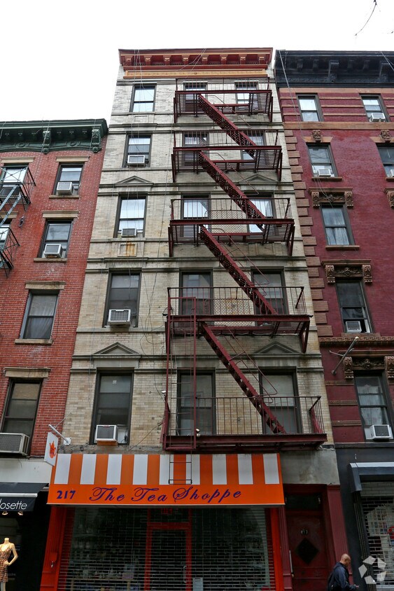 Building Photo - 217 Mulberry St
