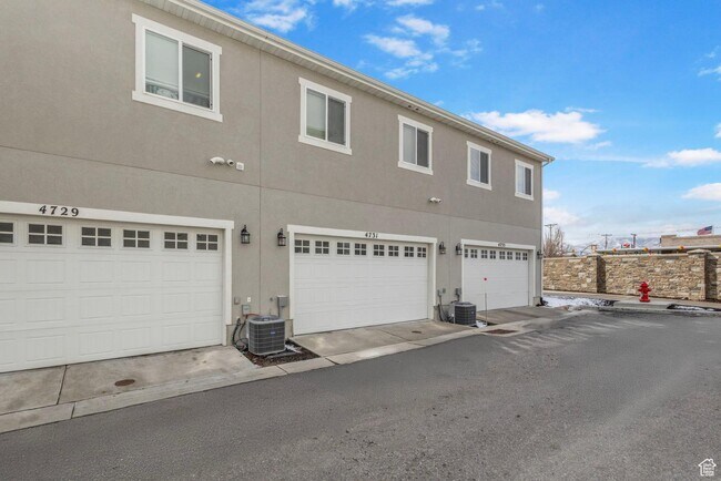 Foto del edificio - 4731 W Talavera Wy