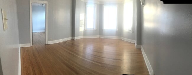 Building Photo - 5201 N Latrobe Ave