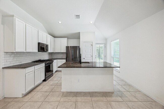 Building Photo - 361 Gaida Loop