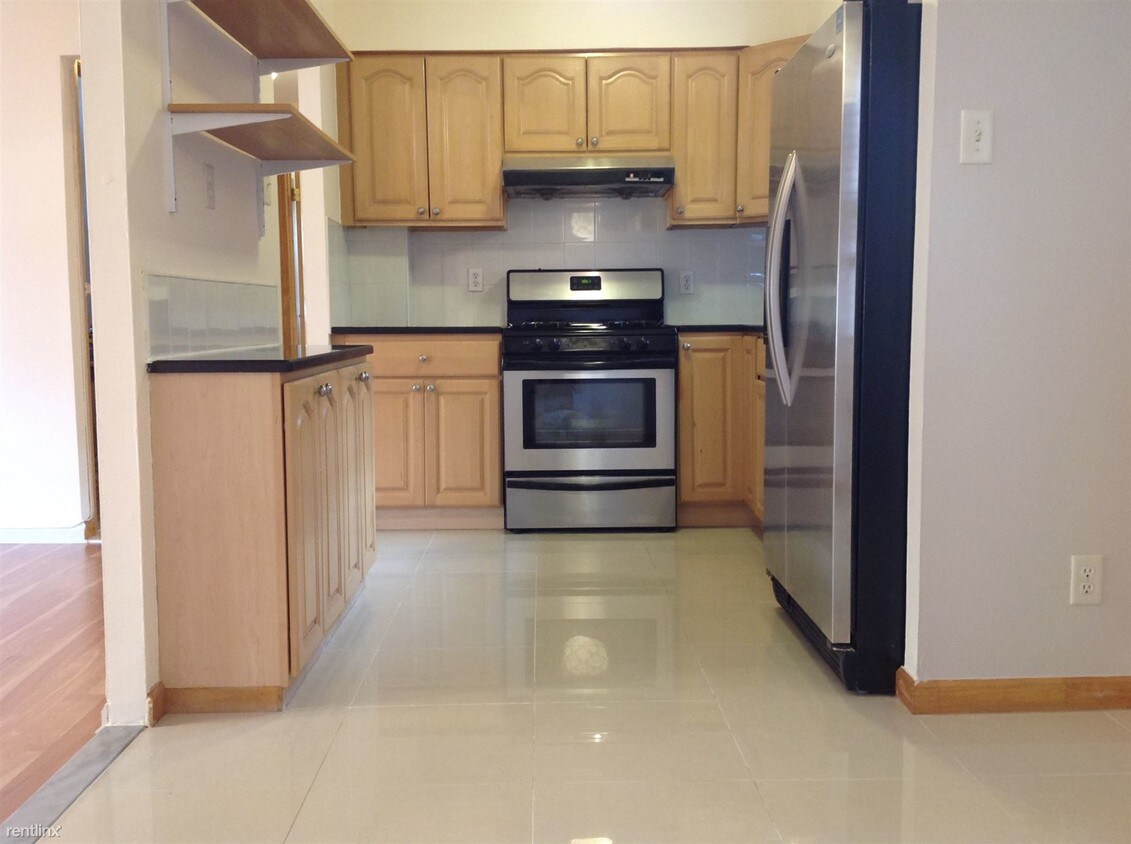 Primary Photo - 1408 66th St