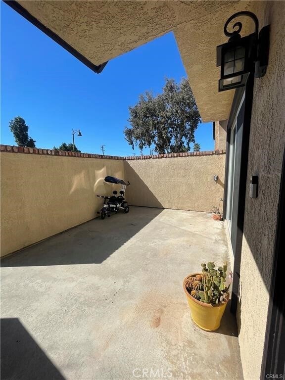 Building Photo - 2488 Calle Villada Cir