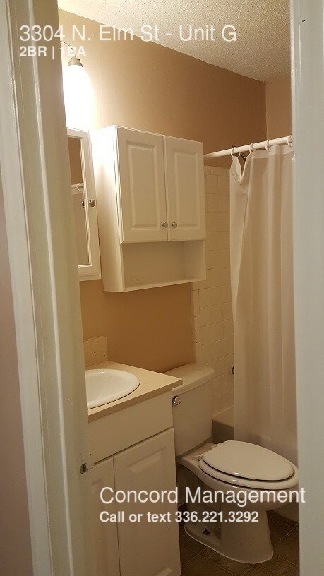 Building Photo - 3304 N. Elm Street Apt. G