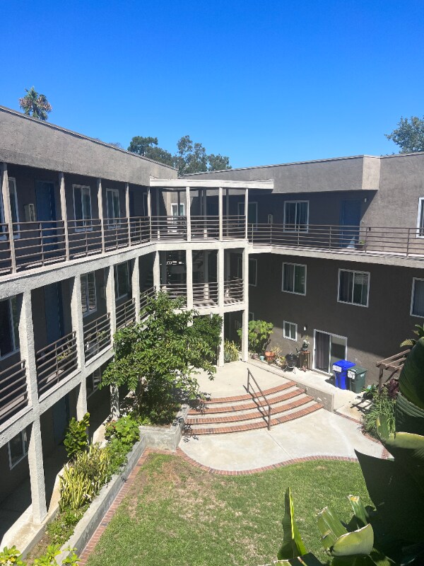Foto del edificio - 2240 Morley St