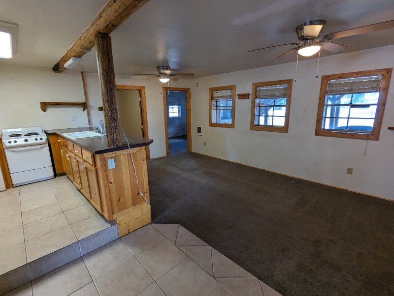 107 West Ave S Unit 3, Eureka, MT 59917 Room for Rent in Eureka, MT