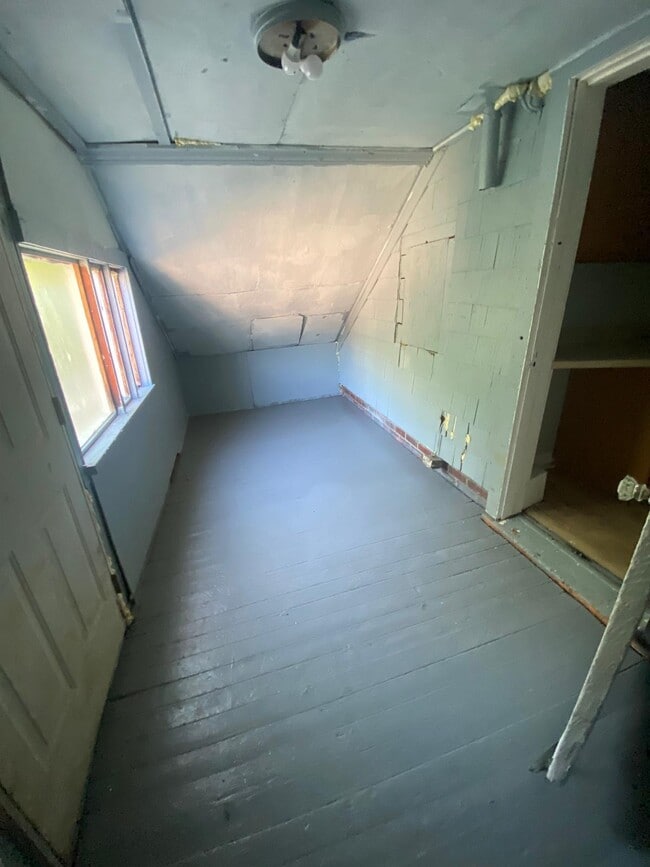 Building Photo - 1132 Wolf St