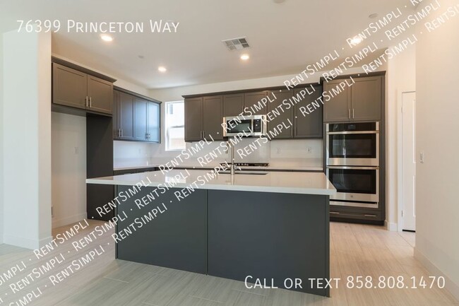 Building Photo - 1 Month Free Rent!