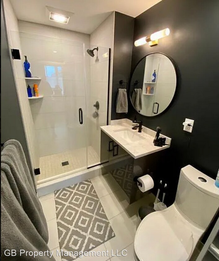 Primary Photo - Studio, 1 bath House - 71 Border Unit 101