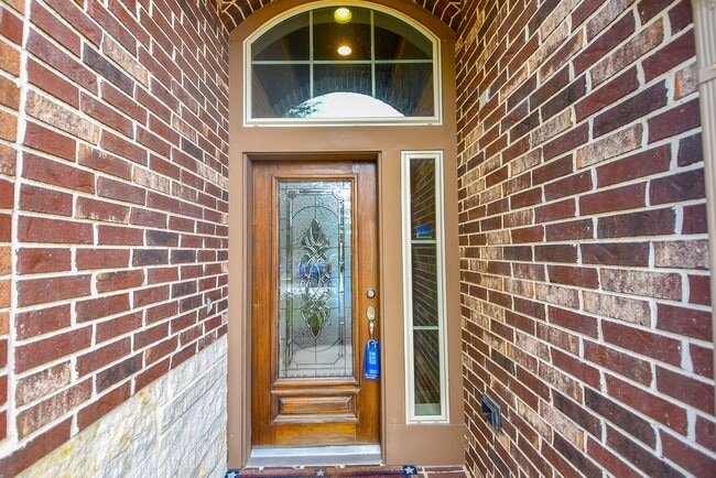 Building Photo - 11511 Ryan Manor Dr