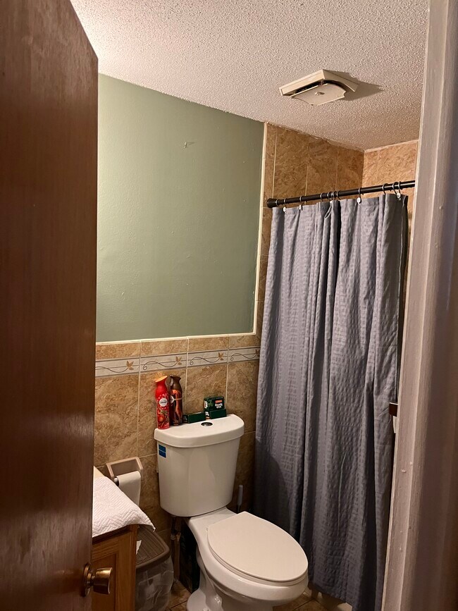 248 High Path Rd Unit 248, Windsor, CT 06095 Condo for Rent in