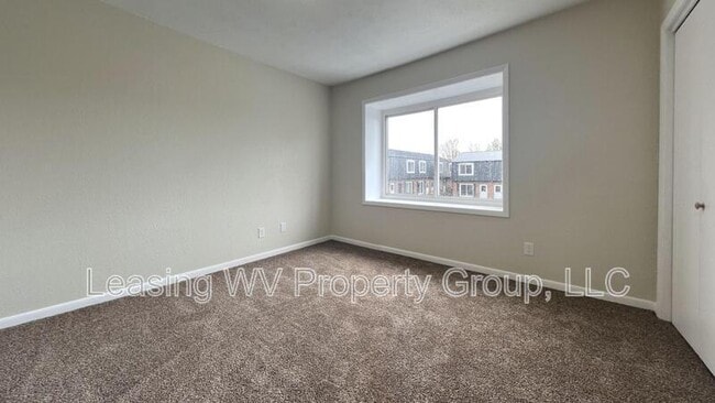 Building Photo - 139 Clayton Ave