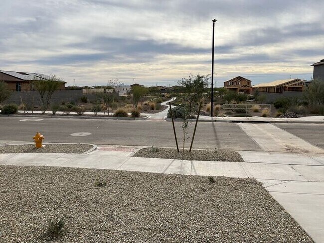 Foto del edificio - 17806 W Via De Luna Dr - 3BR 2.5BA -