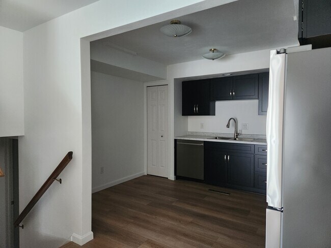 Cocina - 5337 Woodland Cir