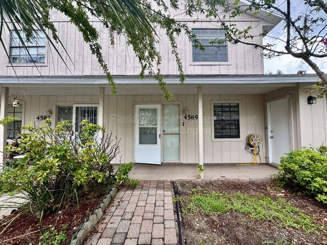 Primary Photo - 4589 Lighthouse Cir