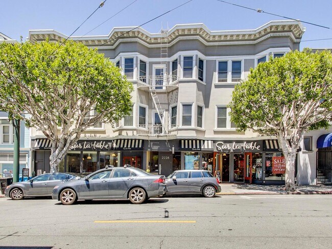 Foto del edificio - 2228 Union St