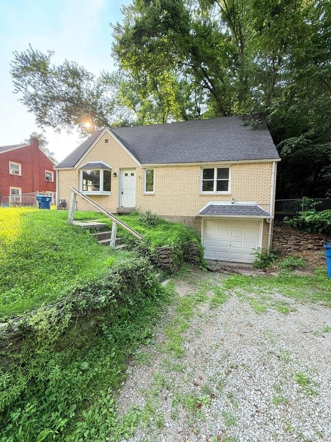 Building Photo - 6029 Poketa Rd