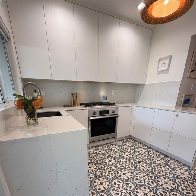 Photo - 1345 SW 60th Ct House