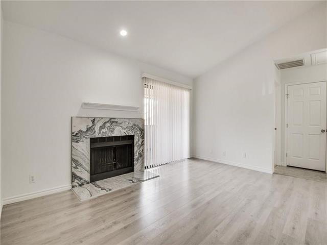 Foto del edificio - 1200 Calico Ln