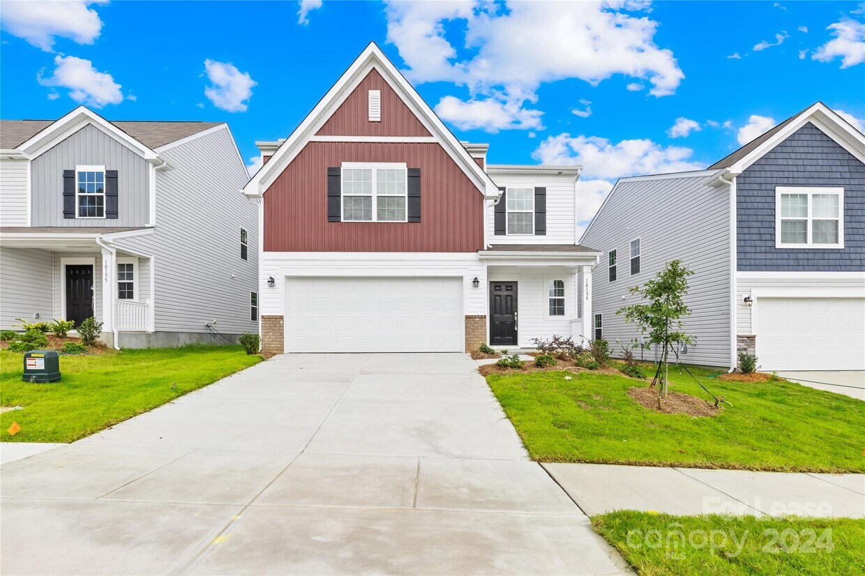 Primary Photo - 10159 Chatham Run Ln