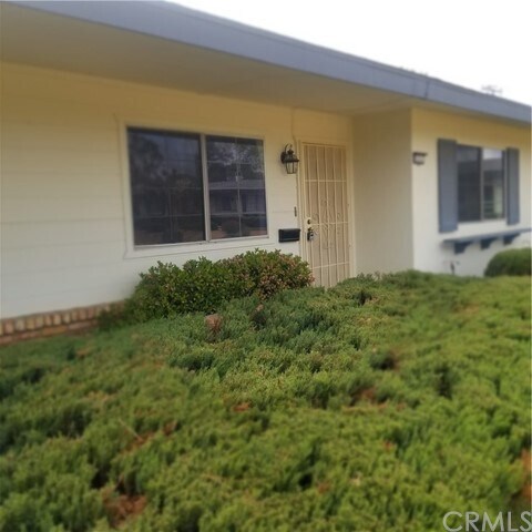 Foto del edificio - 26261 Birkdale Rd