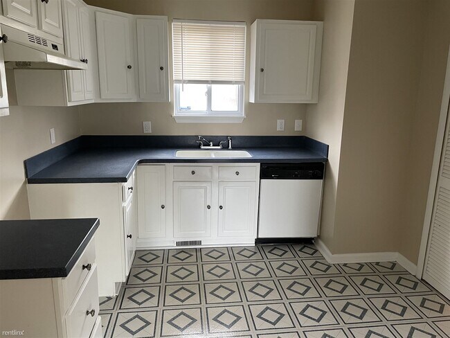 Foto del edificio - 3 br, 2 bath House - 23825 Sargent Ave