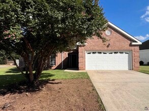Building Photo - 101 Oldfield Ct