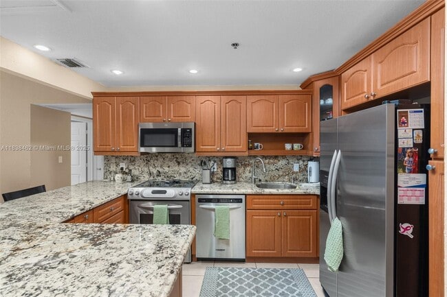 Building Photo - 20505 E Country Club Dr