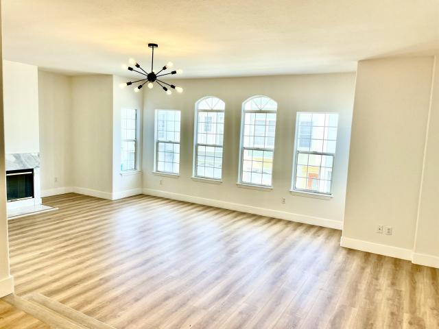 Building Photo - 4 bedroom in San Francisco CA 94112