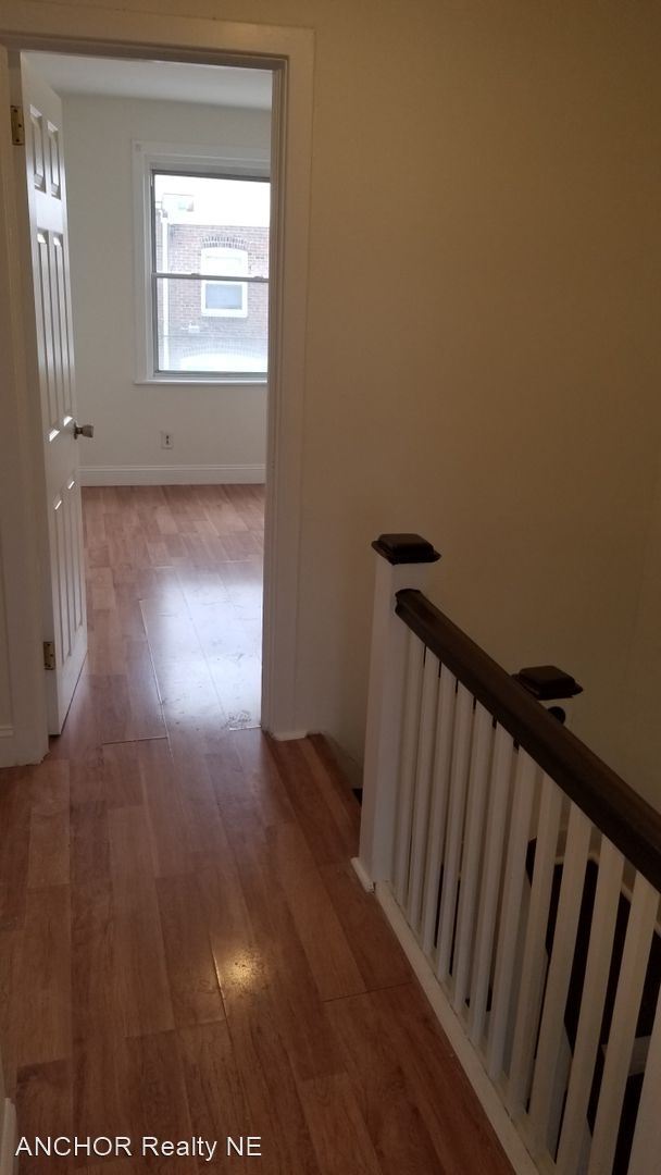 Building Photo - 3 br, 1 bath House - 6528 Theodore St