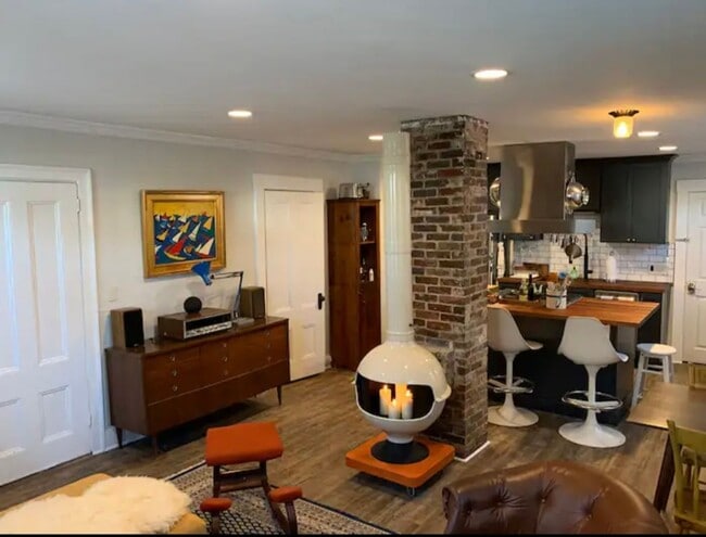 Photo - 136 Clark St Apartment