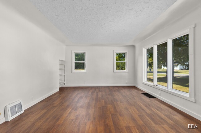 Foto del edificio - 355 Chestnut