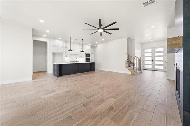 Foto del edificio - 7213 NW 154th St