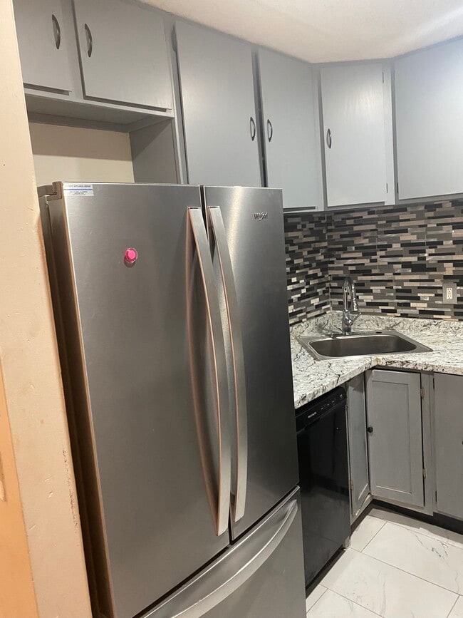 Foto del edificio - 22 Liberty Ct