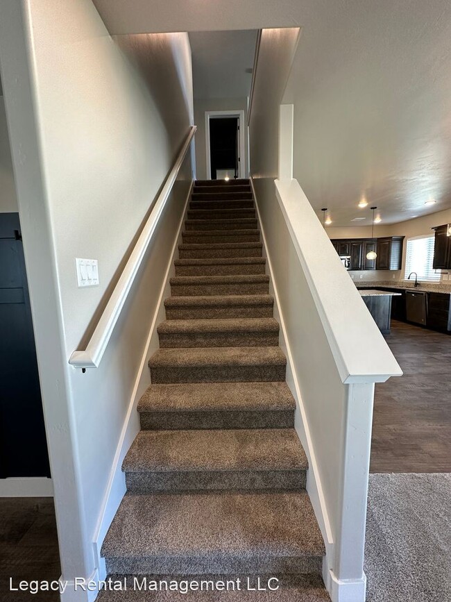 Foto del edificio - 3 br, 2.5 bath House - 2152 S. Summerfield Ln