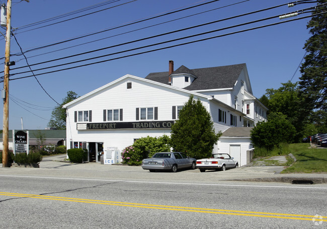 Building Photo - 9 Main St
