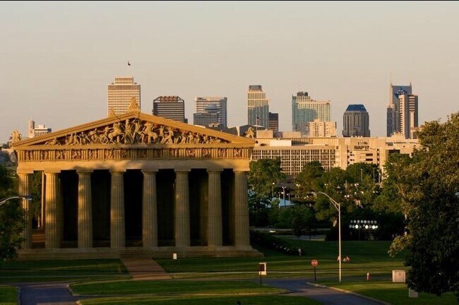 Foto del edificio - 3154 Parthenon Ave
