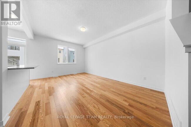 Building Photo - 737 Tincture Pl