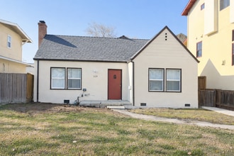 Building Photo - 329 B St