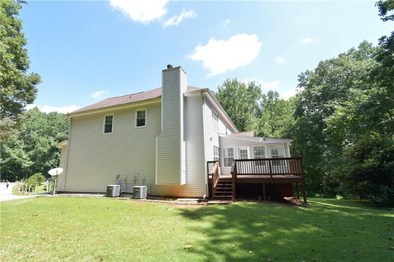 Foto del edificio - 2030 Hunters Trail Dr