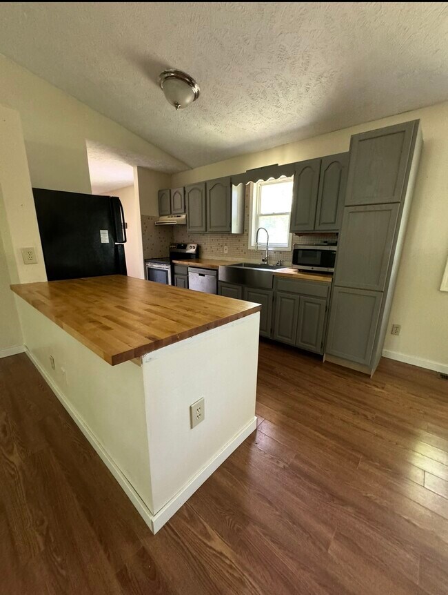 Foto del edificio - 2080 Robins Ct NW