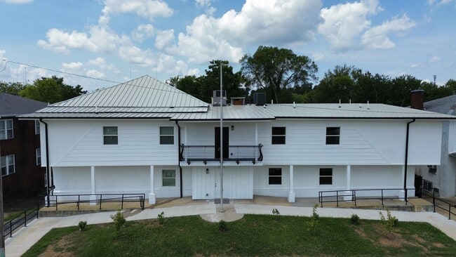 Building Photo - The Bookstore Apartments