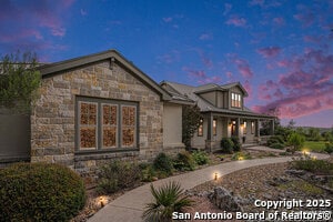 Building Photo - 49 Blue Diamond