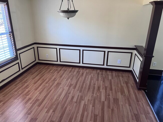 Dining room - 550 Dunagan Dr