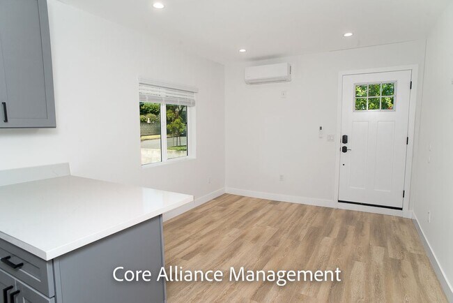 Foto del edificio - 16253 Halsey St