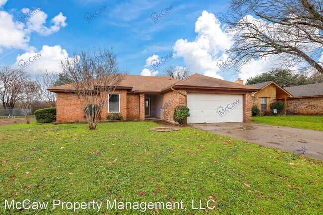 Building Photo - 3 br, 2 bath House - 8017 Camelot Rd.