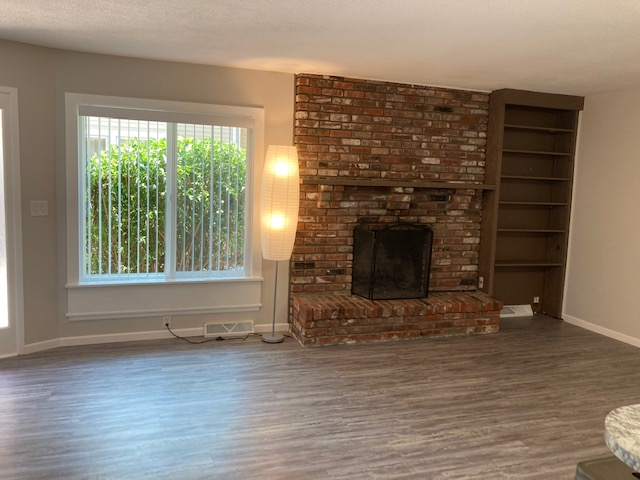 Building Photo - 859 Gilman