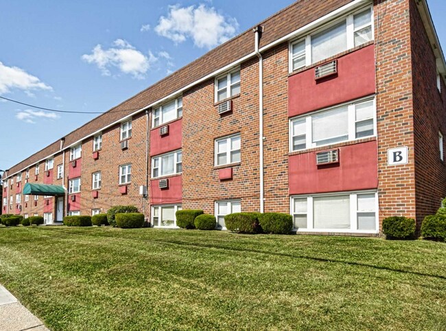 Foto del edificio - Oak Ridge Apartments