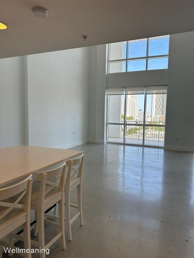 Building Photo - 1 br, 2 bath House - 2700 N Miami Ave Unit...