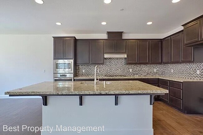 Building Photo - 3 br, 3 bath House - 516 S Ventana Ave