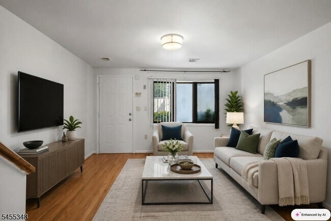 Foto del edificio - 626 Chancellor Ave
